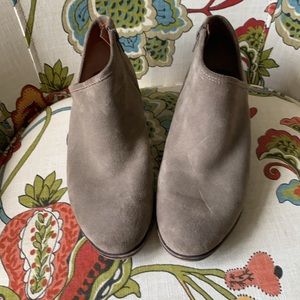 Lucky Brand Brekke Booties Sz 10
